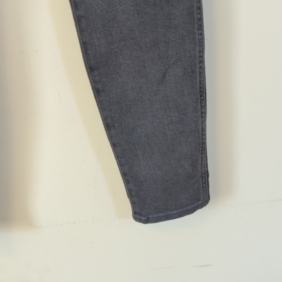 Madewell 10" High Rise Skinny Jeans - Picture 9 of 16